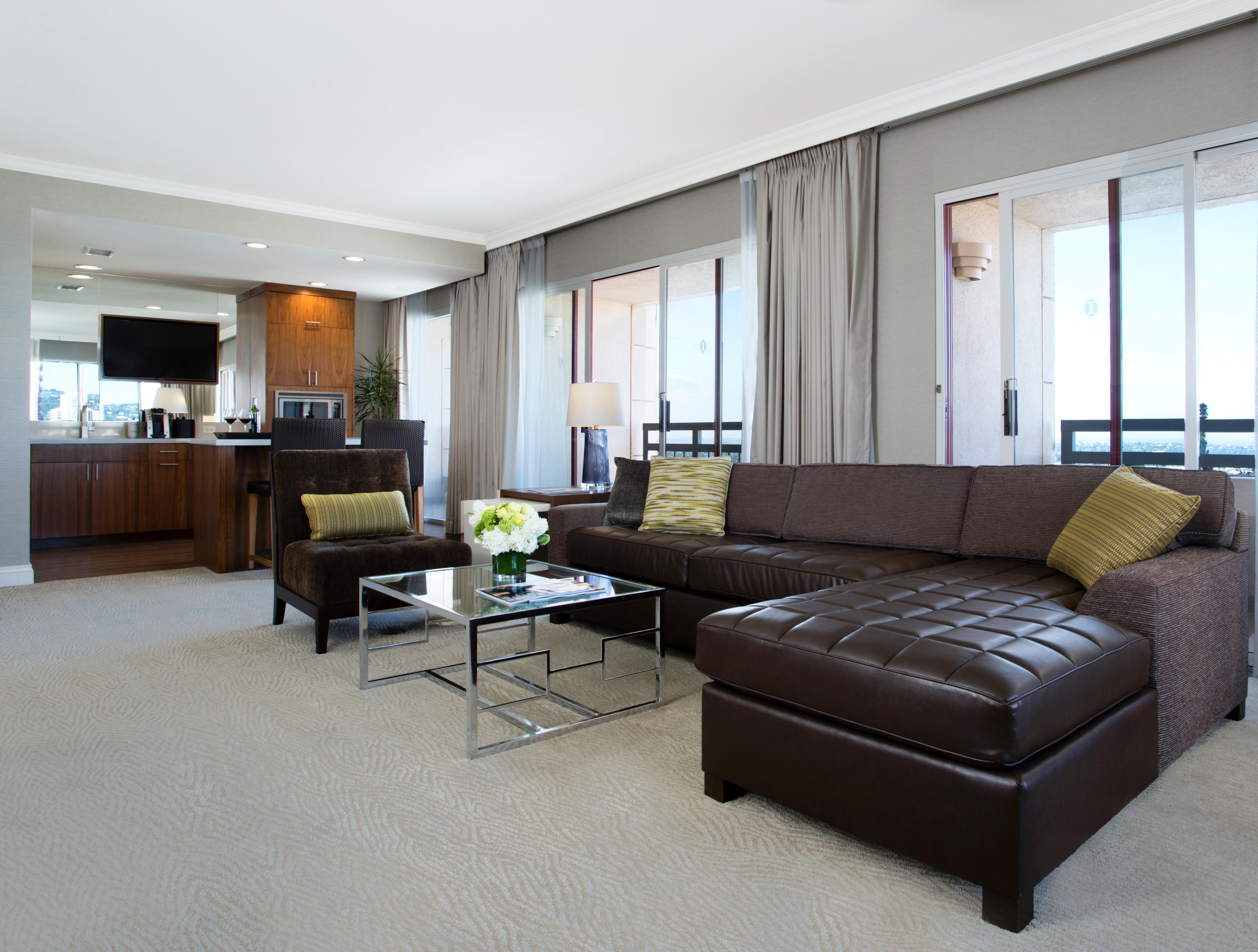 Suite Residência Familiar Elite com Varanda