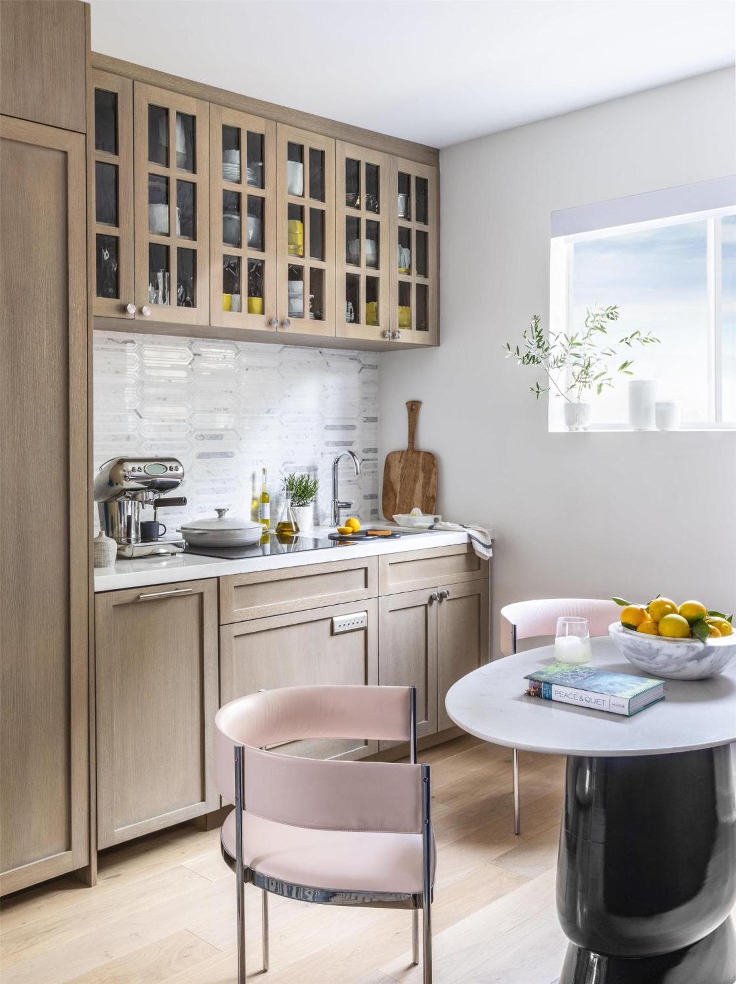 Coastal Kitchen One-Bedroom Suite