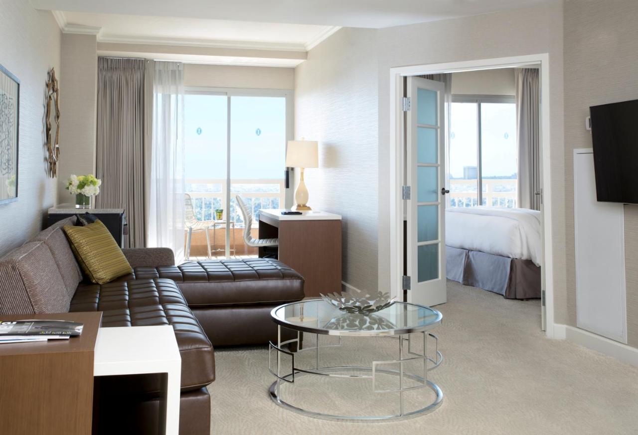 Suite Executiva com 1 Quarto e Varanda