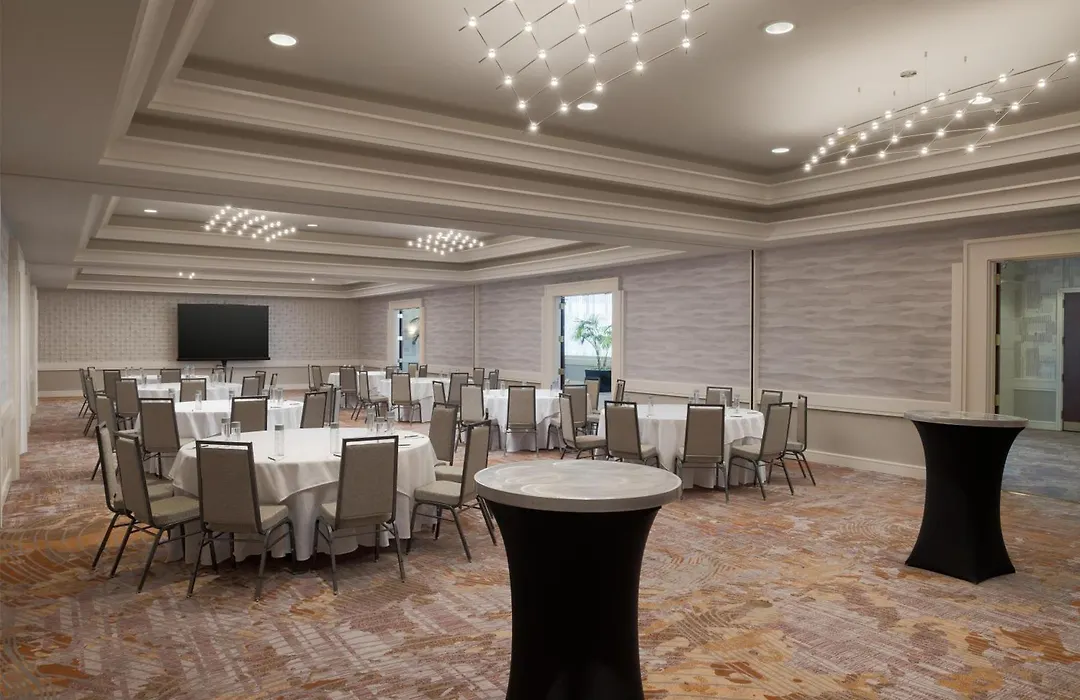 Hilton Woodland Hills/ Los Angeles-1