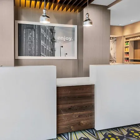 Hampton Inn & Suites Los Angeles/Hollywood, Ca-2