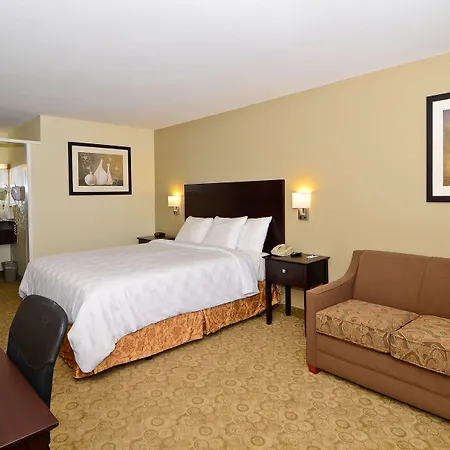 Rodeway Inn Convention Center-2