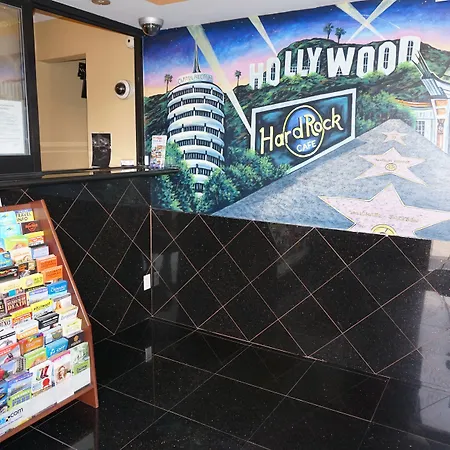 Hollywood Inn Express North-3