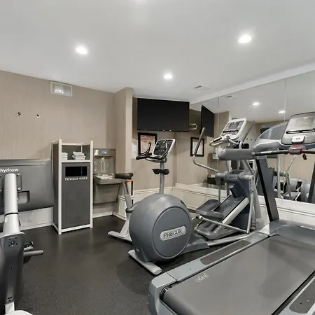 Best Western Plus Carriage Inn-2